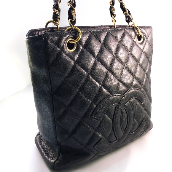 CHANEL Classic Caviar Quilted Petit Shopping Tote - Picture 4 of 8